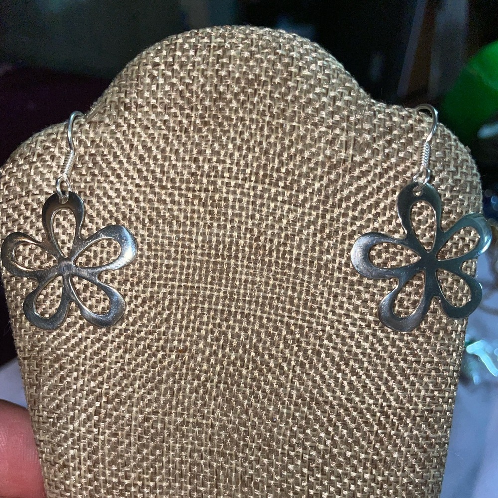 Sterling silver 🌸 earrings